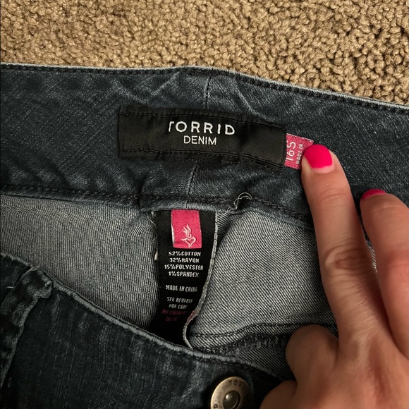 Torrid jeans 16s - Picture 2 of 2